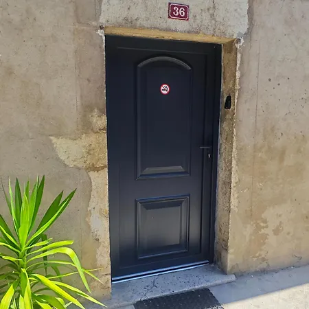 Maison 36 * Peyrieu
